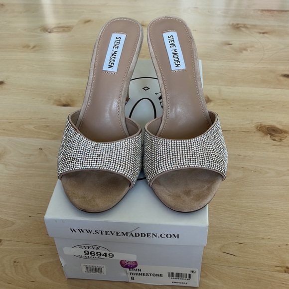 Steve Madden Rhinestone shoes size 8 - Picture 2 of 5